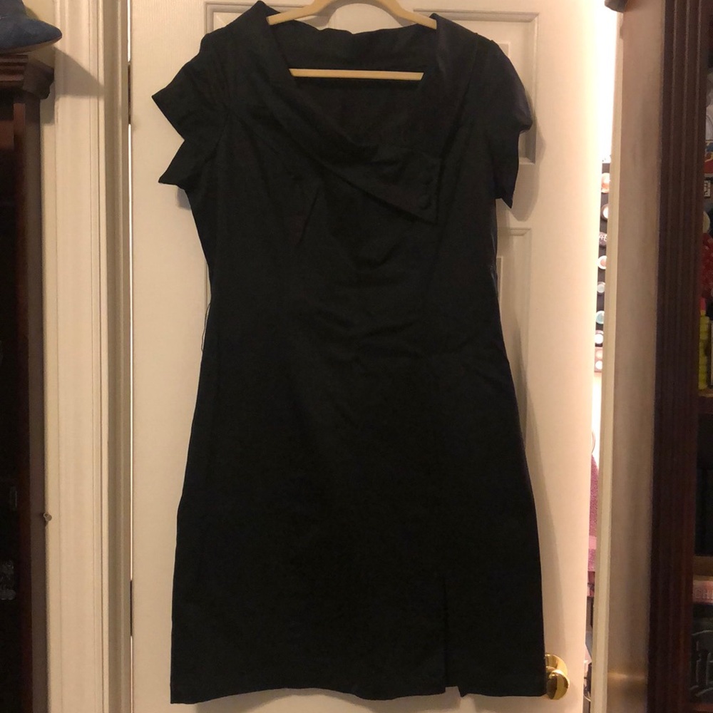 Pin up style black dress very fitted